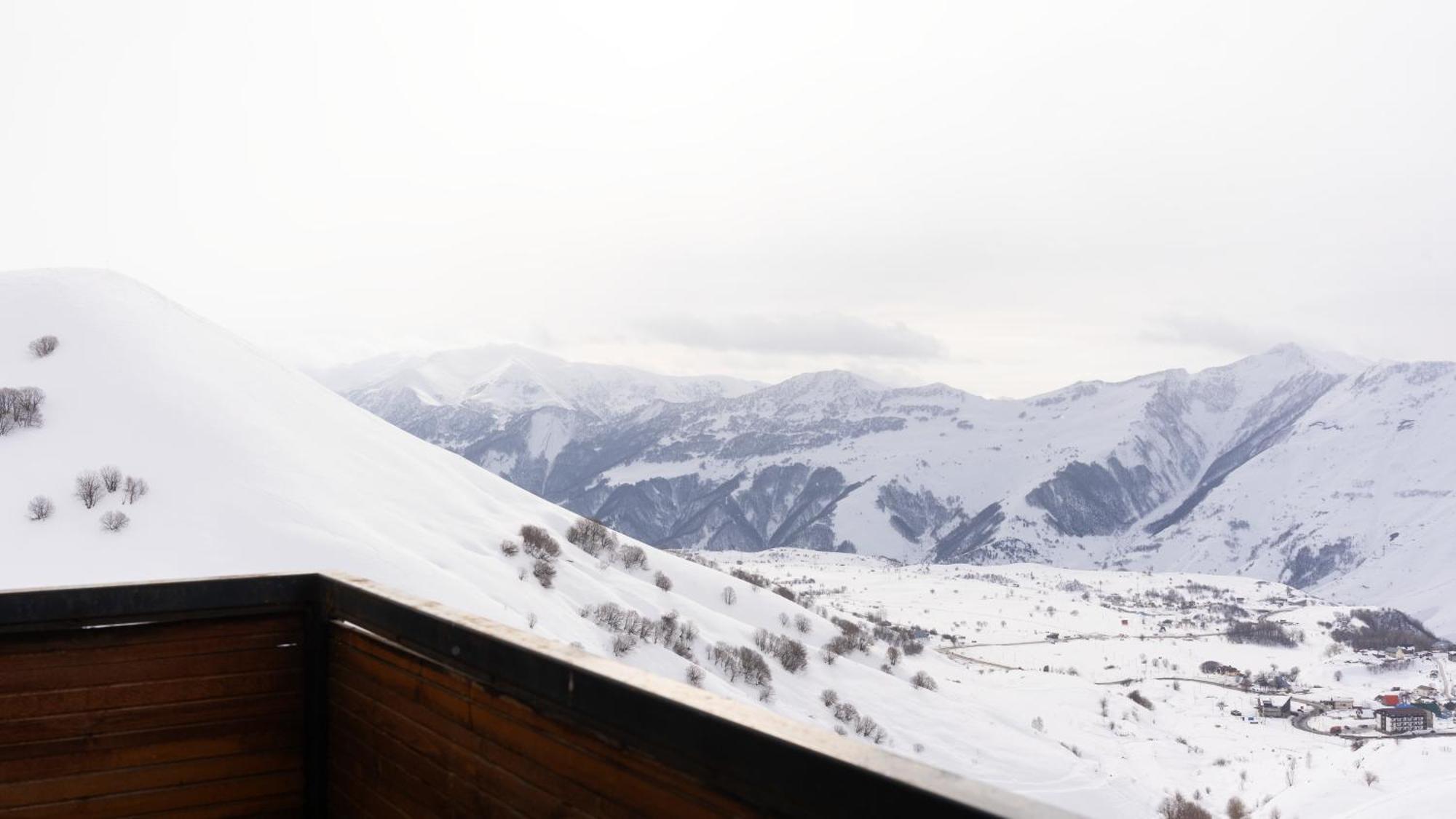 Gudauri Ski Resort - Twins Apartments エクステリア 写真